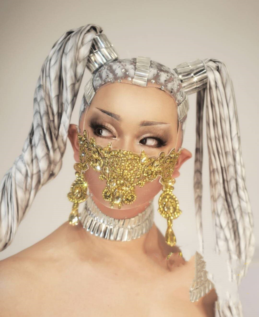 Stylish Diamond Mask - Butterfly Performance
