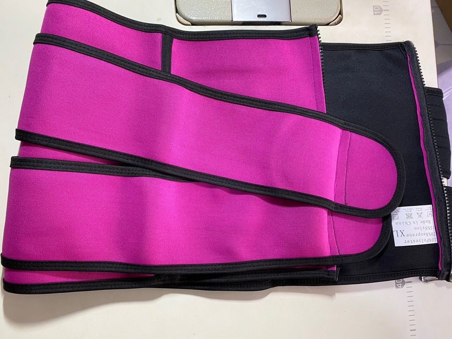 Adjustable Sports Tuck Belts – Waist Trainer with Buckles, Zipper, or Double Belt