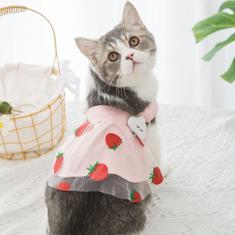 Strawberry Princess Dress – Sweet & Stylish for Your Adorable Pet (Dogs & Cats)