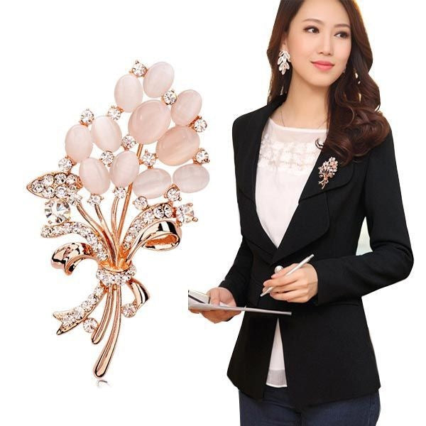 Elegant All-Match Brooch Jewelry β Korean Style Decorative Pins with Inlaid Gems & Semi-Precious Stones