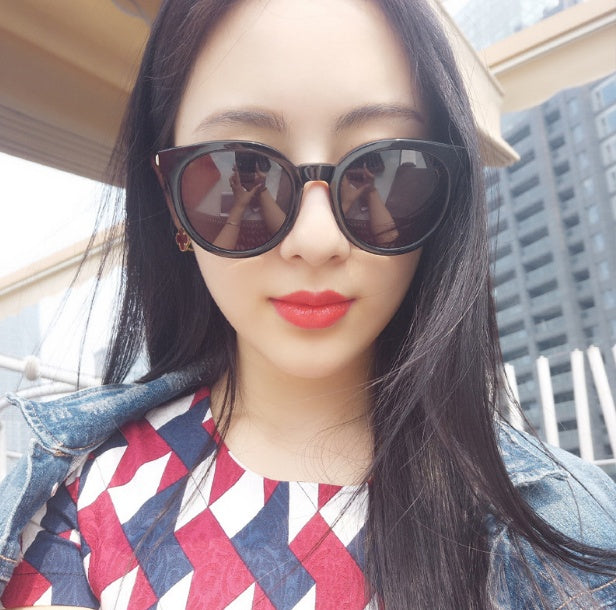 Woman Mirror Shades Sunglasses