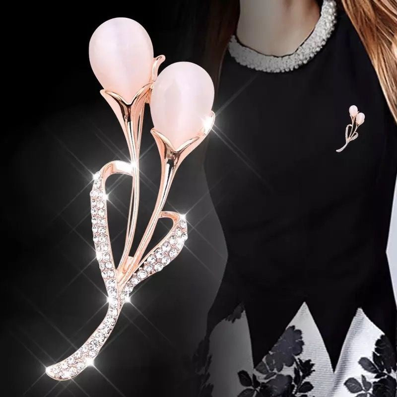 Elegant All-Match Brooch Jewelry β Korean Style Decorative Pins with Inlaid Gems & Semi-Precious Stones
