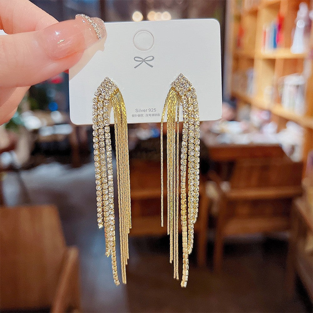 Sterling Silver Needle Light Luxury Pearl Earrings - Graceful Personality