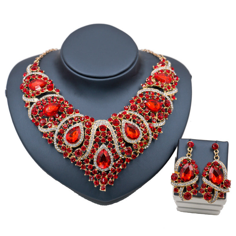 Luxury Crystal Bridal Jewelry Set – Statement Necklace & Dangle Earrings with Iridescent Rhinestones