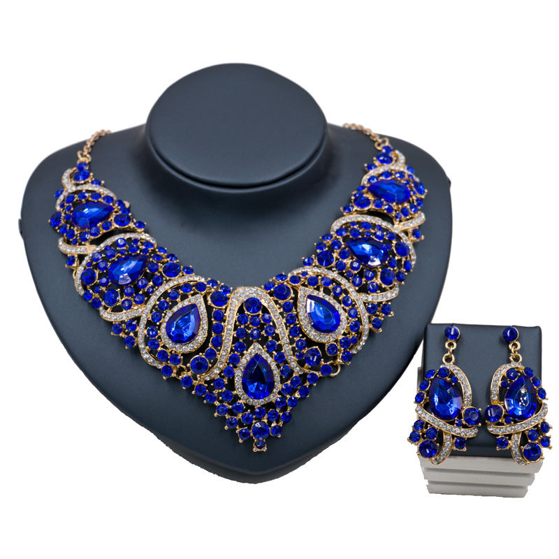 Luxury Crystal Bridal Jewelry Set – Statement Necklace & Dangle Earrings with Iridescent Rhinestones