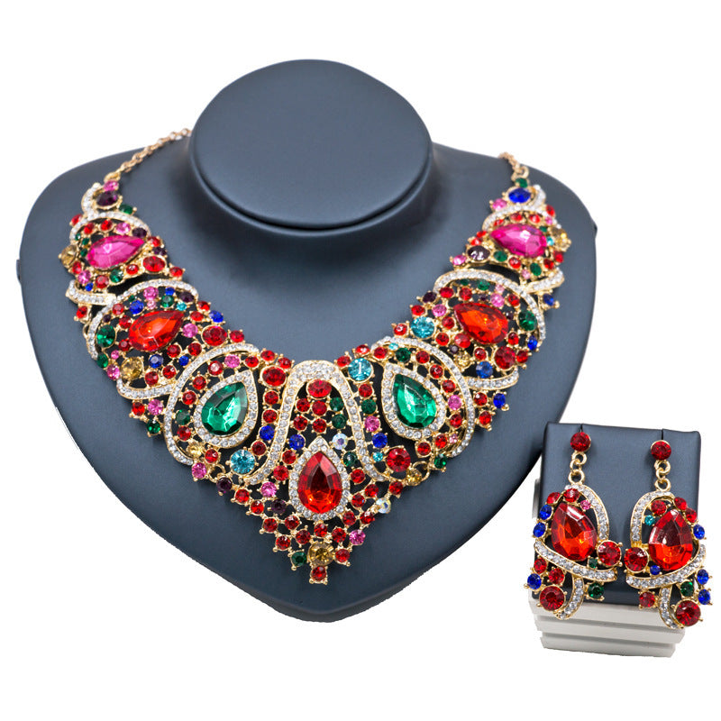 Luxury Crystal Bridal Jewelry Set – Statement Necklace & Dangle Earrings with Iridescent Rhinestones