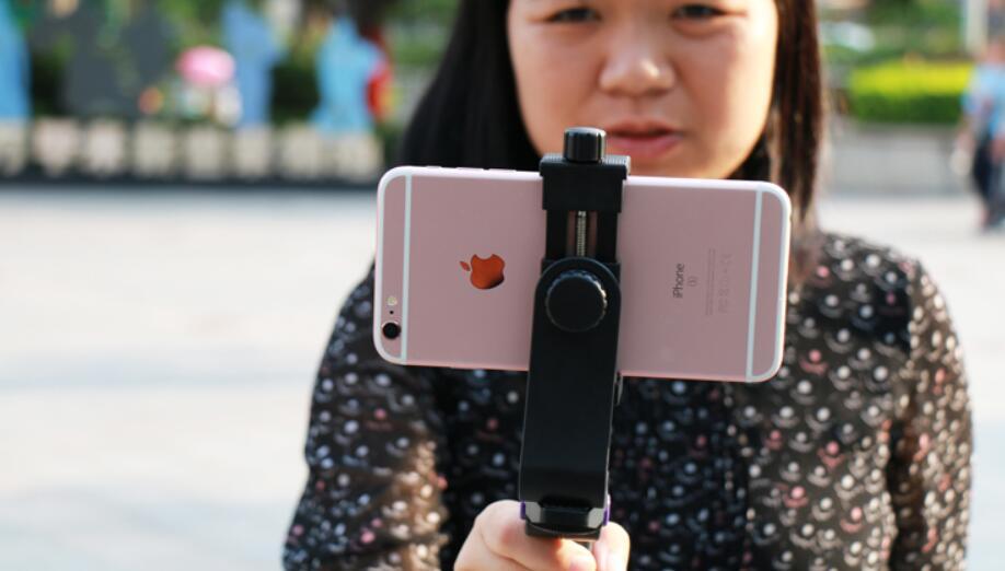 Ulanzi Handheld Smartphone Video Rig Case For Phones - Phone Rig Stabilizer For Live Stream YouTube Filmmaking Vlogger