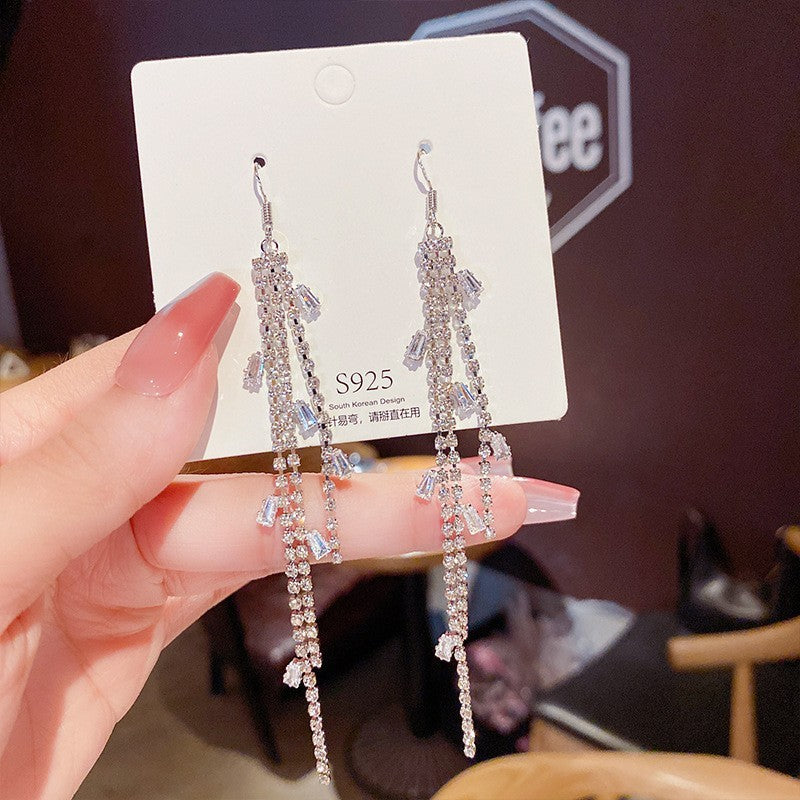 Sterling Silver Needle Light Luxury Pearl Earrings - Graceful Personality