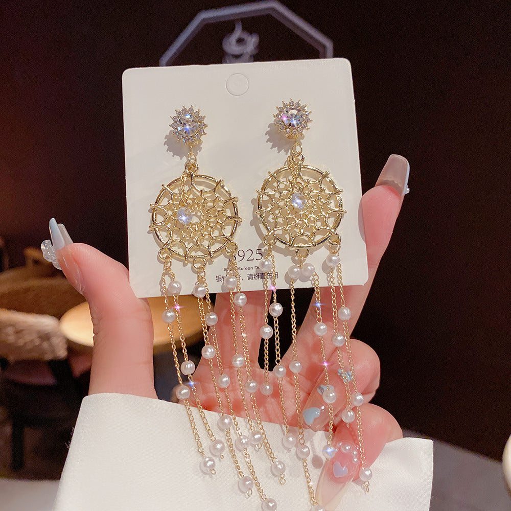 Sterling Silver Needle Light Luxury Pearl Earrings - Graceful Personality