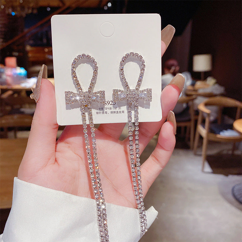 Sterling Silver Needle Light Luxury Pearl Earrings - Graceful Personality