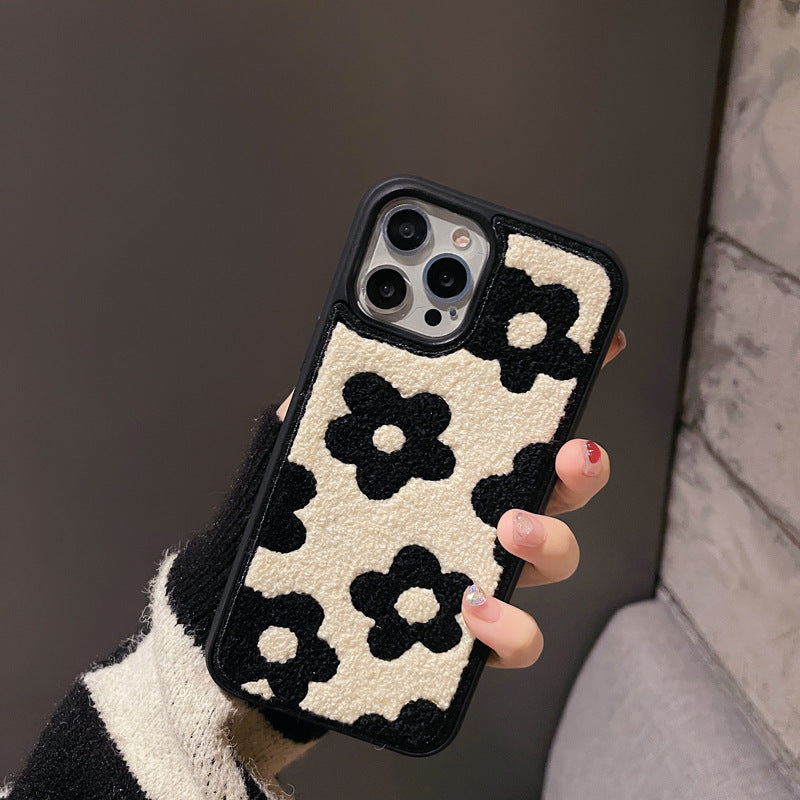 Autumn And Winter Mobile Phone Cases - Plush Flowers Are Suitable For Ladies