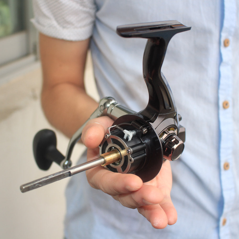 9000 Type Long-distance Caster Fishing Reel Spinning Wheel