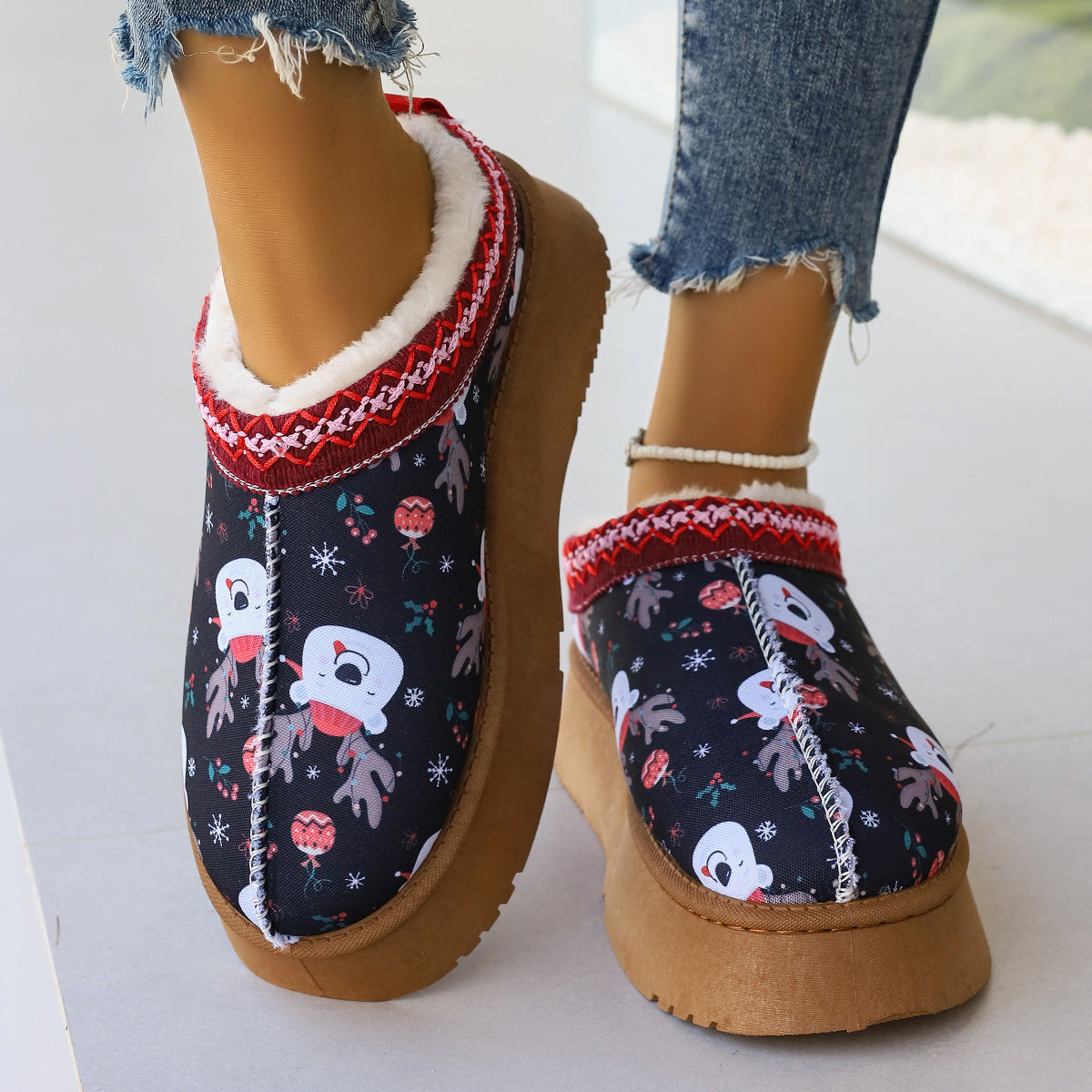 Women's Cartoon Christmas Print Ankle Boots - Casual Slip On Plush Lined Home Shoes Comfortable Winter Short Boots