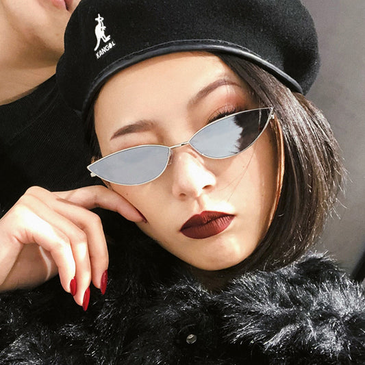 Cute Sexy Retro Cat Eye Sunglasses - Women Metal Triangle Vintage Cat eye Sun Glasses Female