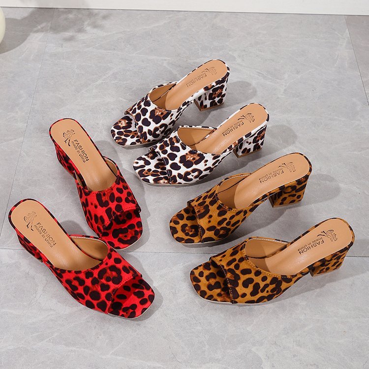 Leopard Square Toe Sandals -- Summer High-heeled Slippers Chunky Heel Shoes For Women