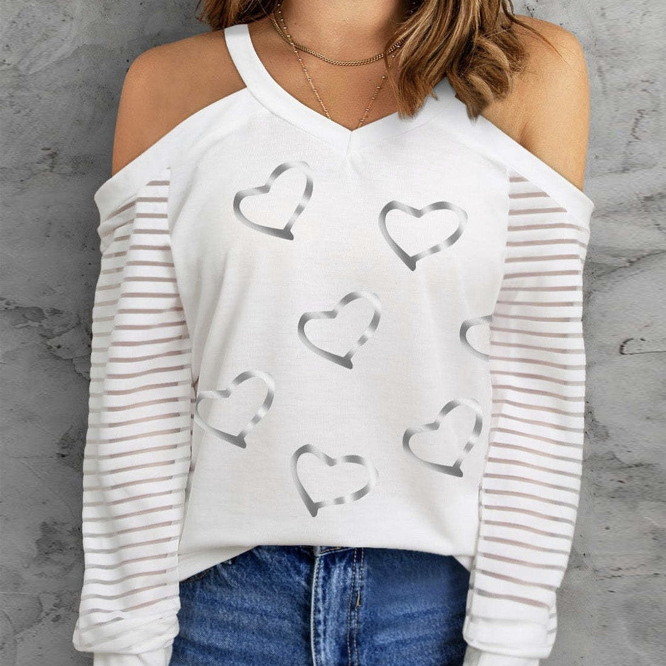Trendy Summer V-Neck Off Shoulder Blouse - Women's V-neck Long Sleeved Off Shoulder Shirt With Heart Print T-shirt
