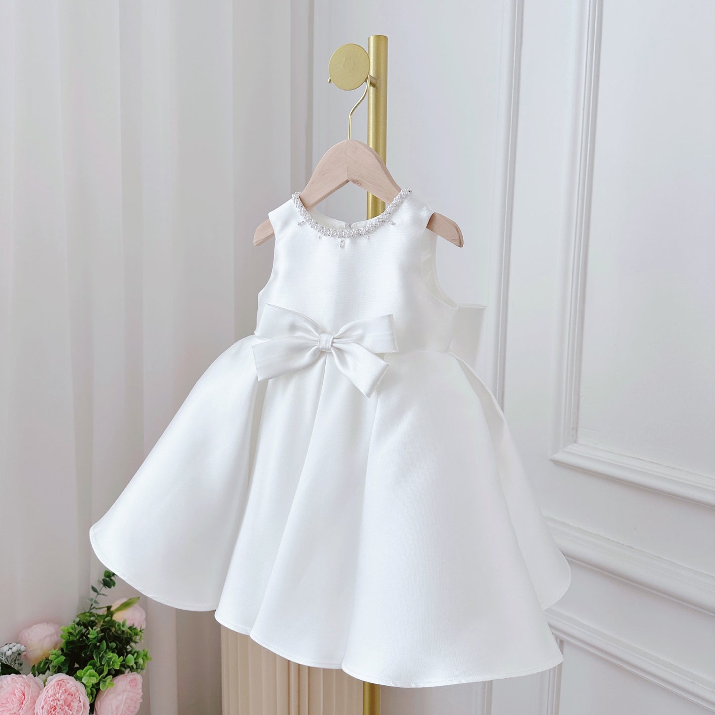 White Classic Baby Style Two-piece Set Dress