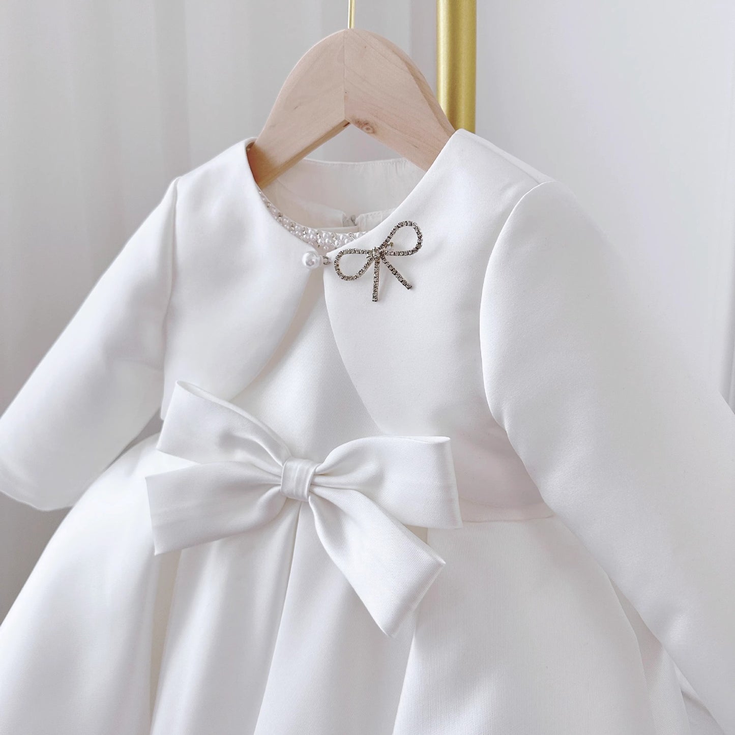 White Classic Baby Style Two-piece Set Dress