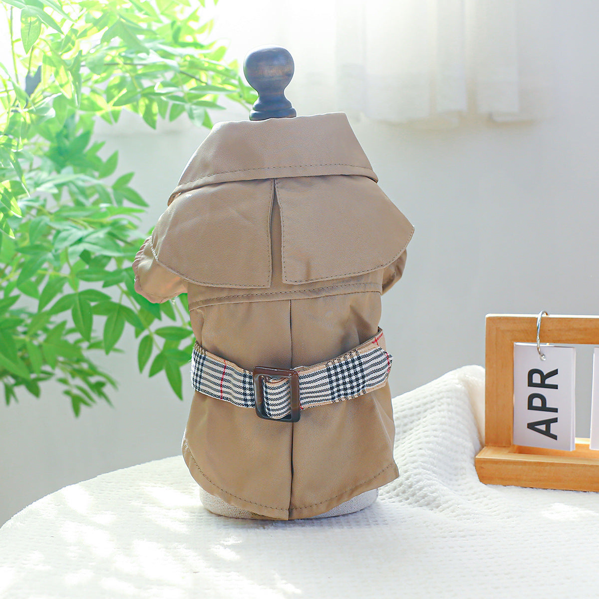 Pet Fashion Khaki Collection – Trench Coats & Elegant Couple Outfits