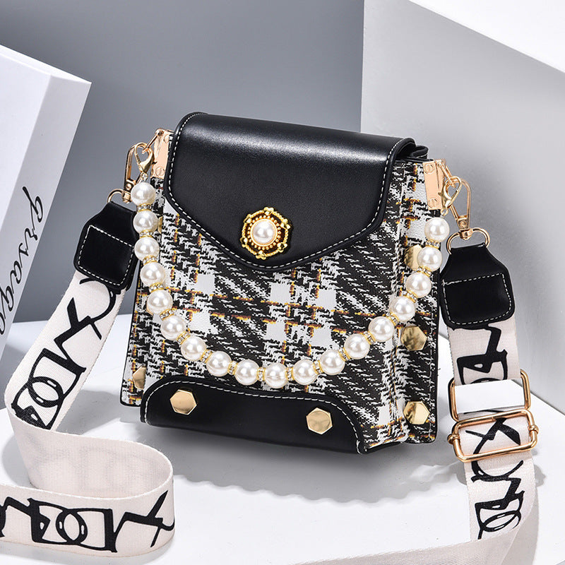 Women's Crossbody Bag --- Girl's Cute Princess Wallet Classic Shoulder Bag Summer Pearl Chain Phone Bag