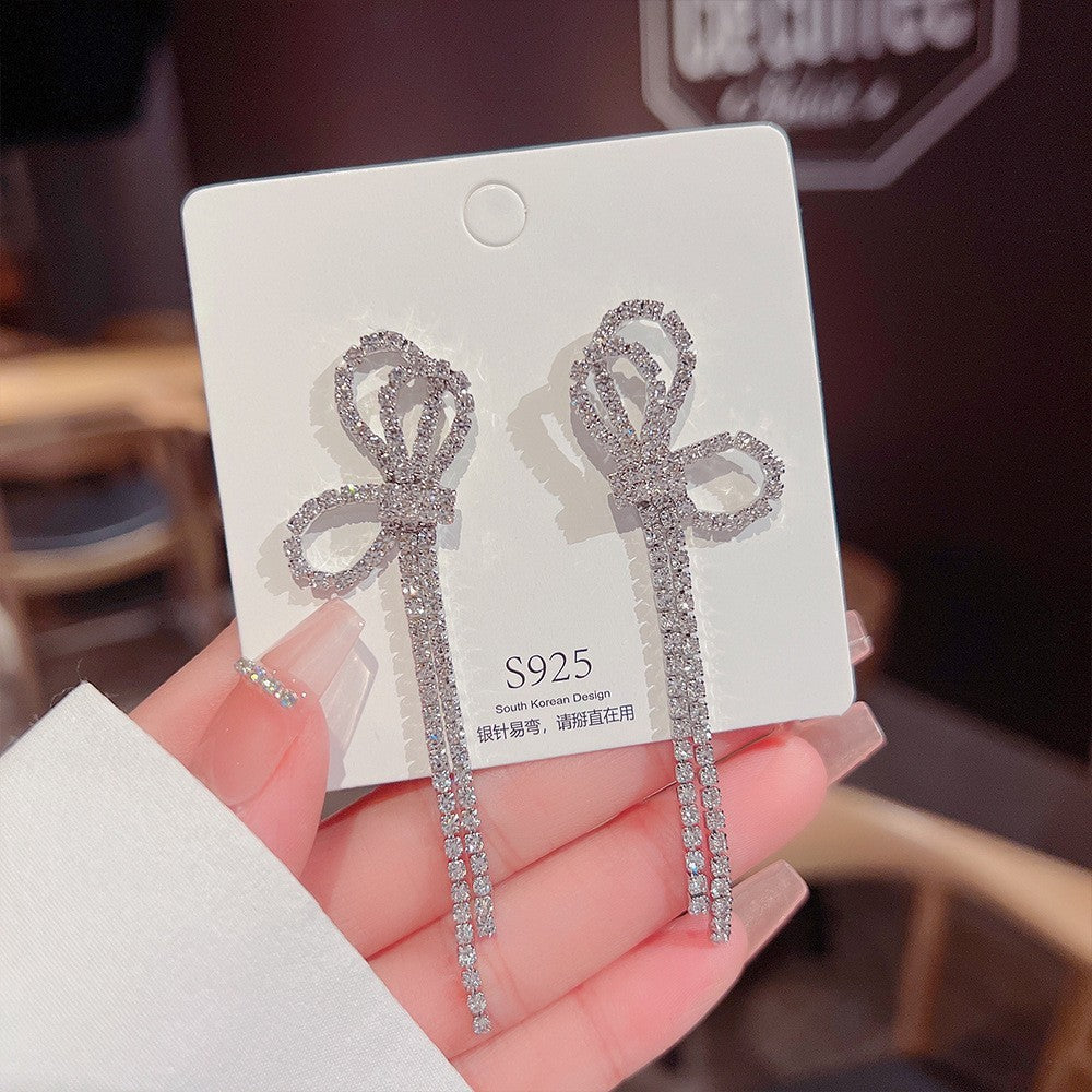 Sterling Silver Needle Light Luxury Pearl Earrings - Graceful Personality