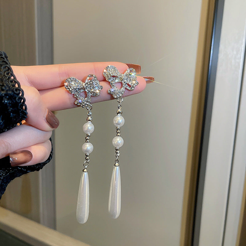 Sterling Silver Needle Light Luxury Pearl Earrings - Graceful Personality