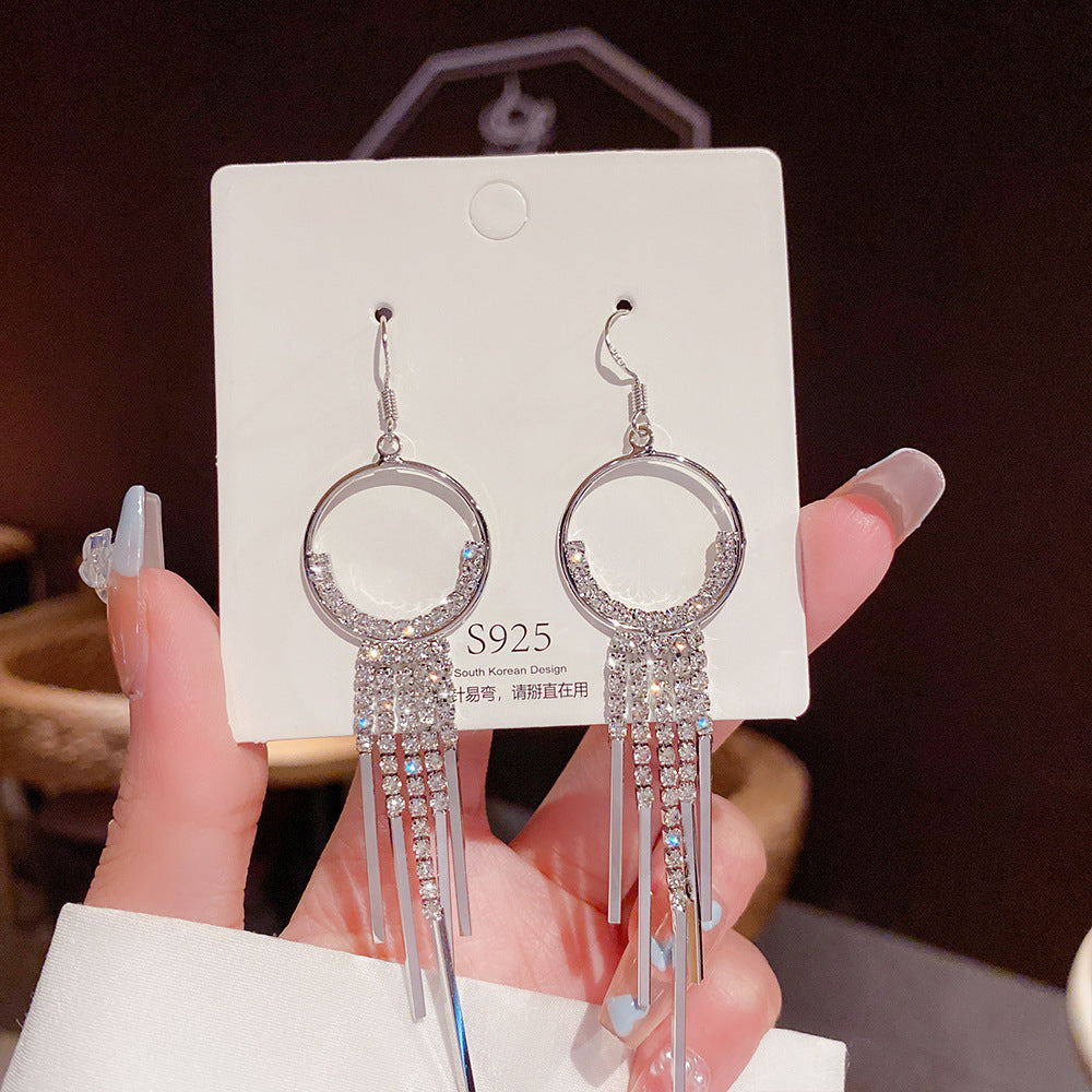 Sterling Silver Needle Light Luxury Pearl Earrings - Graceful Personality