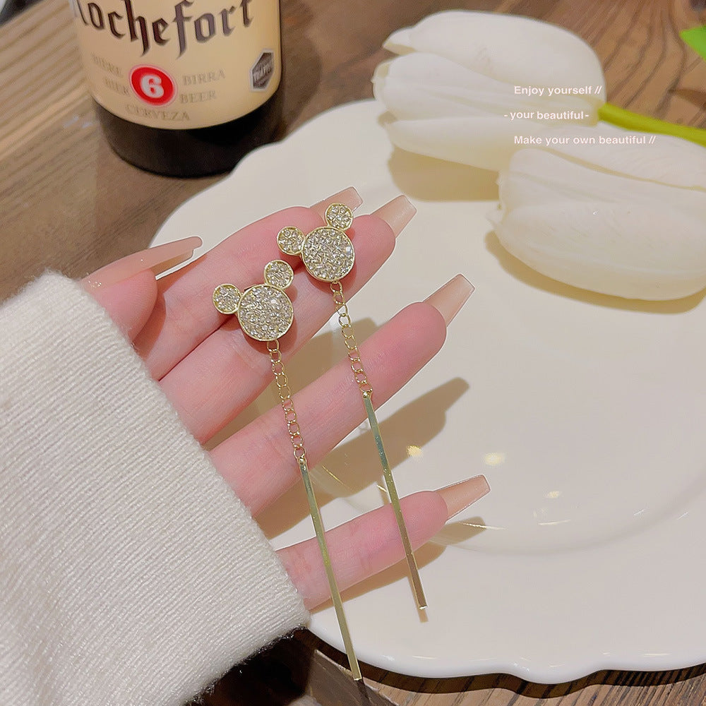 Sterling Silver Needle Light Luxury Pearl Earrings - Graceful Personality