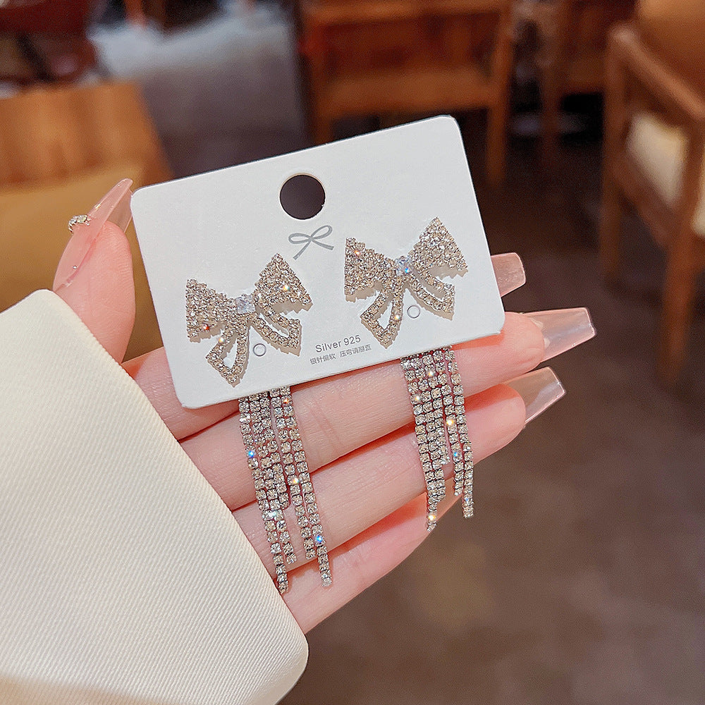 Sterling Silver Needle Light Luxury Pearl Earrings - Graceful Personality