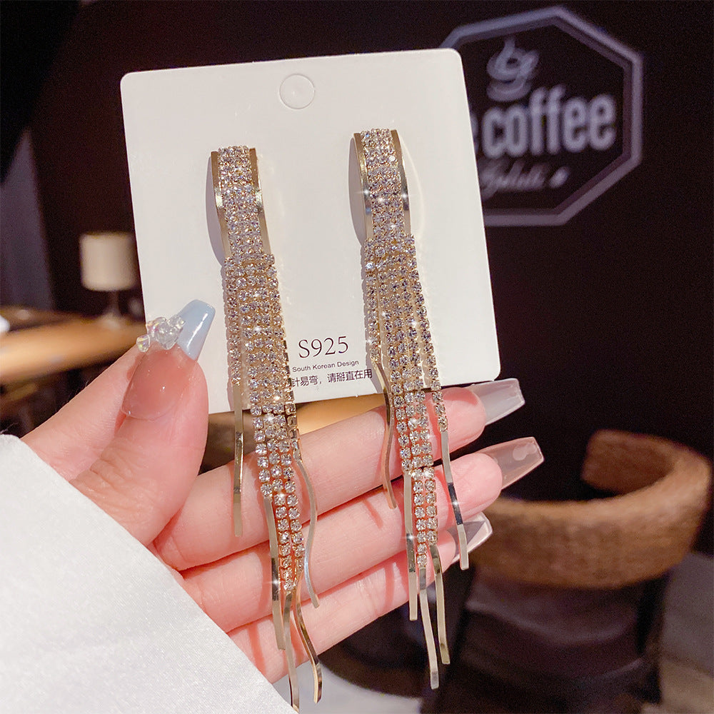 Sterling Silver Needle Light Luxury Pearl Earrings - Graceful Personality
