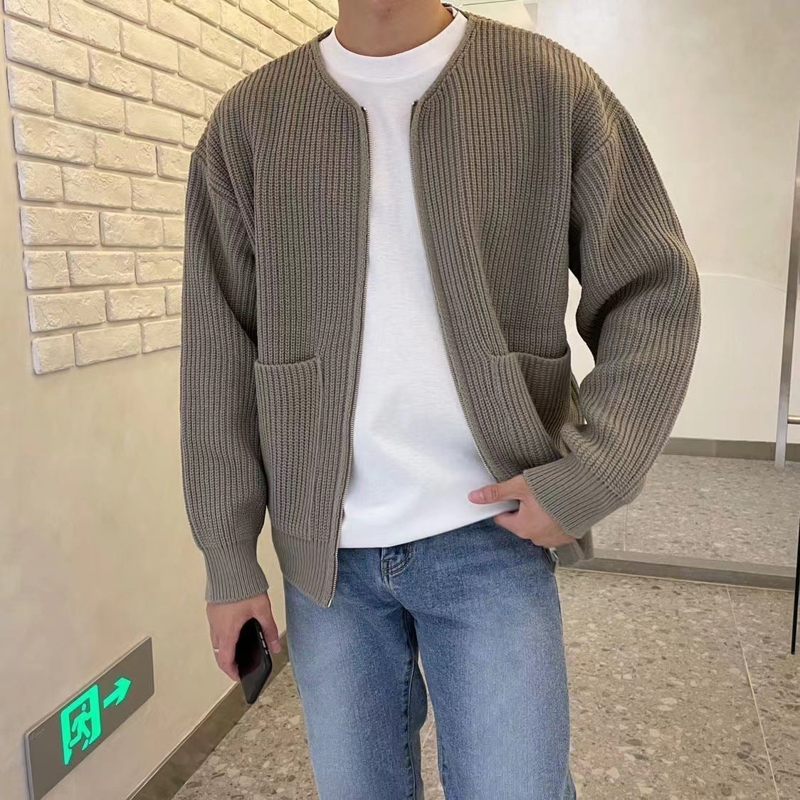 Men's Zip-Up Knitted Cardigan