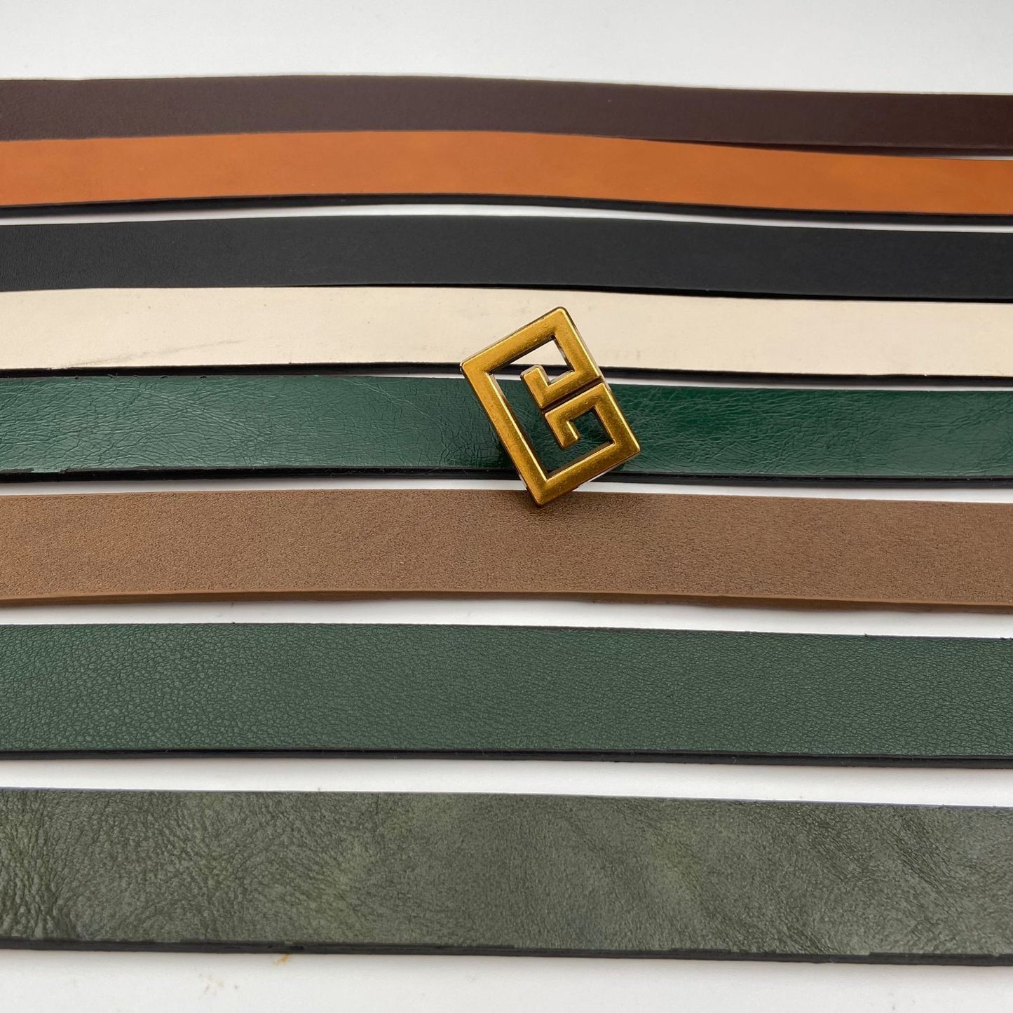 Women’s Bronze Buckle Decorative Belt – Imitation Leather All-Match Waist Belt