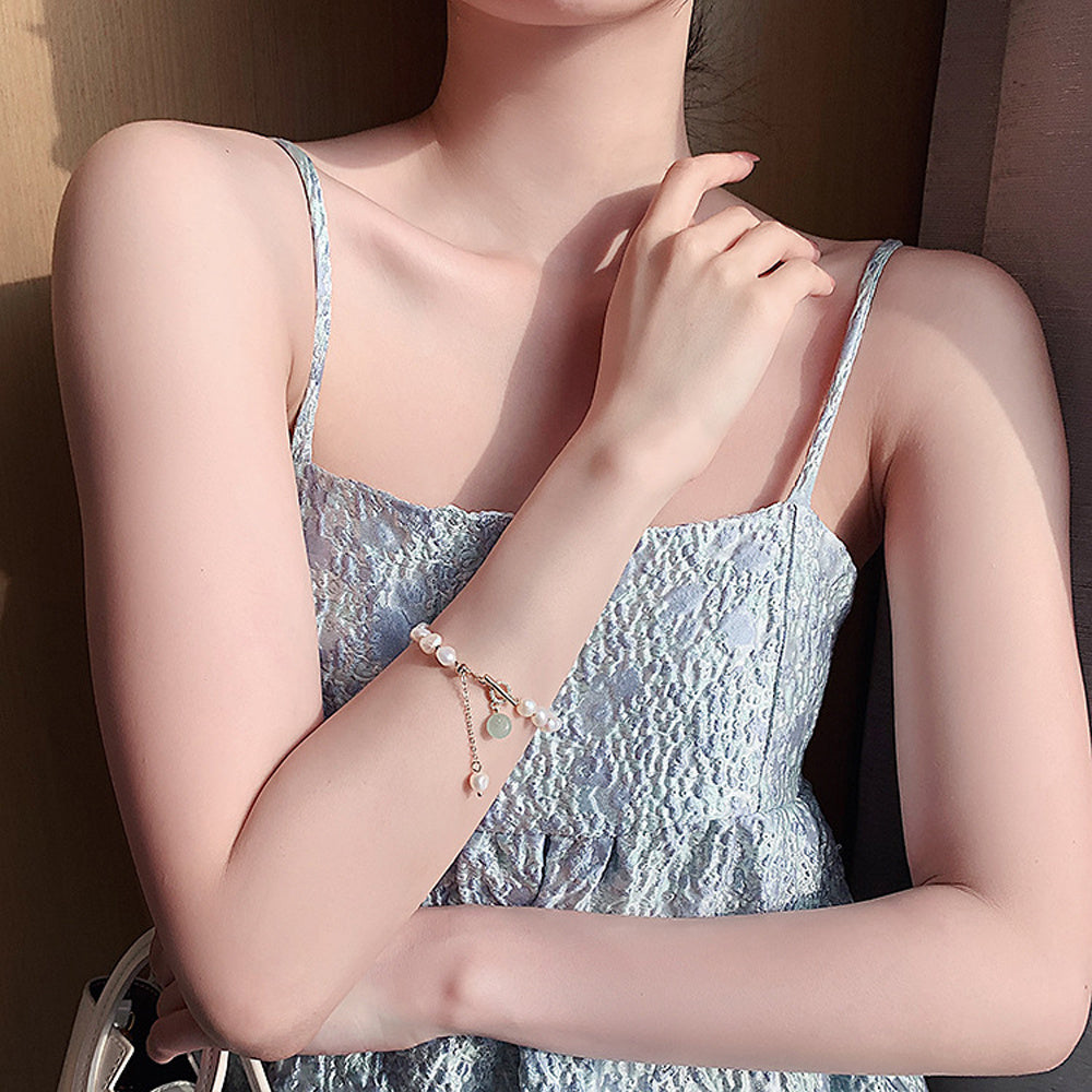 Women Irregular Freshwater Pearl Adjustable Bracelet - JumoShop