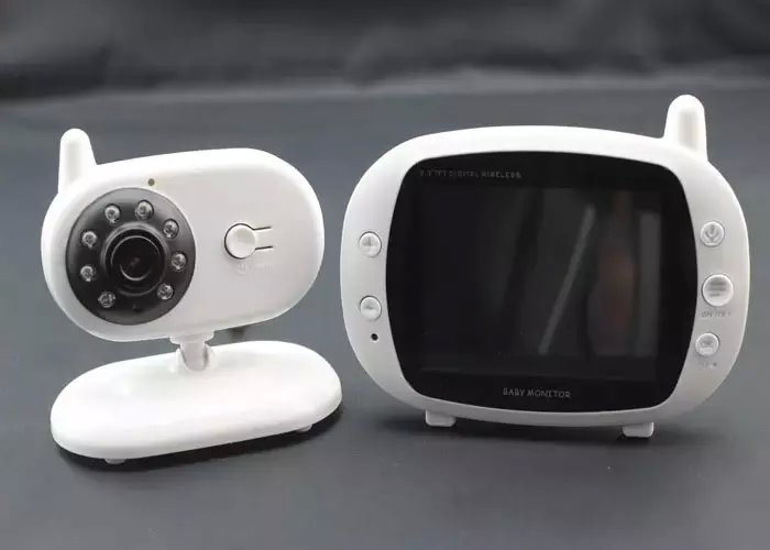 3.5-inch Baby Care Device—Night Vision Monitor - JumoShop