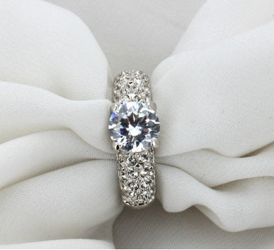Exquisite High-Grade Zircon Rose Gold Engagement Ring