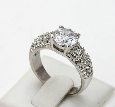 Exquisite High-Grade Zircon Rose Gold Engagement Ring