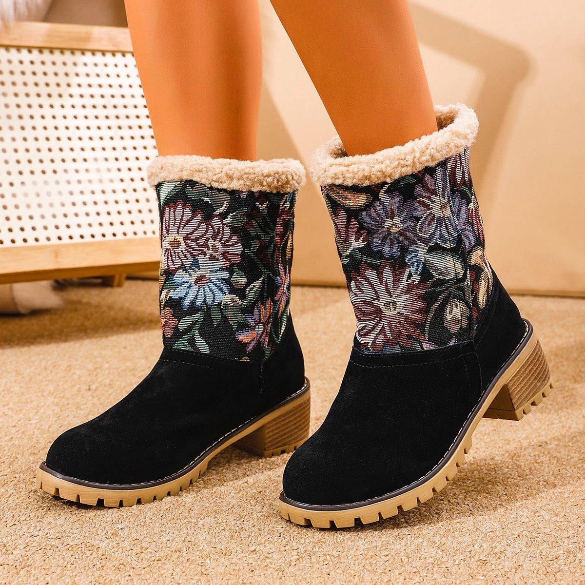 Flowers Embroidered Snow Boots For Women