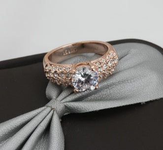 Exquisite High-Grade Zircon Rose Gold Engagement Ring