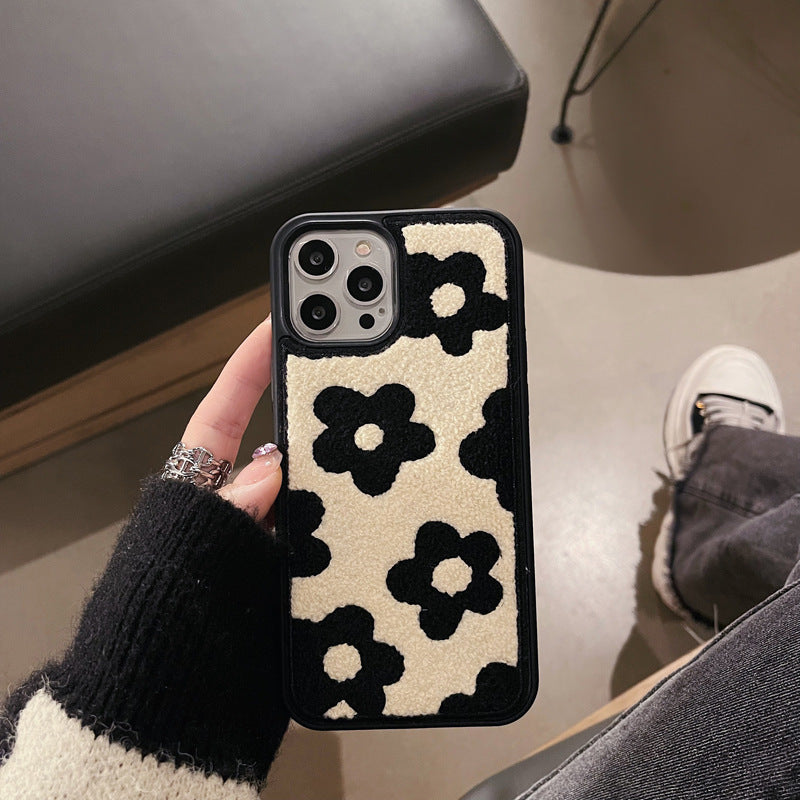 Autumn And Winter Mobile Phone Cases - Plush Flowers Are Suitable For Ladies
