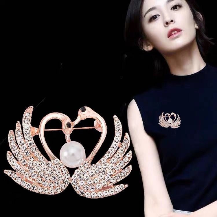 Elegant All-Match Brooch Jewelry – Korean Style Decorative Pins with Inlaid Gems & Semi-Precious Stones