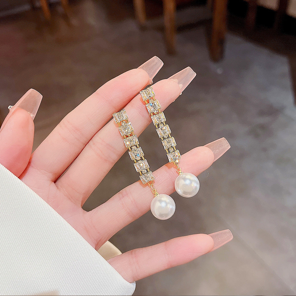 Sterling Silver Needle Light Luxury Pearl Earrings - Graceful Personality
