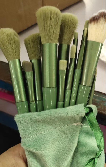 13Pcs Makeup Brush Set Make Up Concealer Brush Blush Powder Brush Eye Shadow Highlighter Foundation Brush Cosmetic Beauty Tools - JumoShop