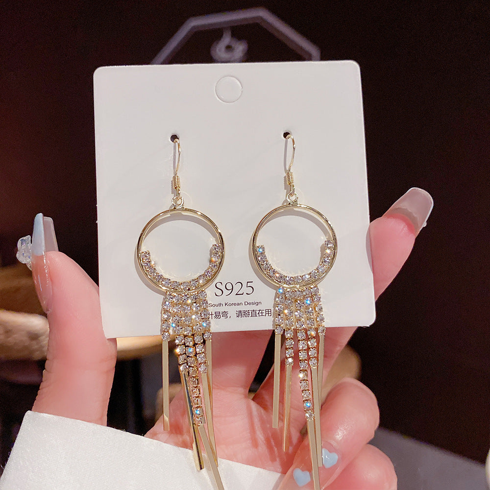 Sterling Silver Needle Light Luxury Pearl Earrings - Graceful Personality