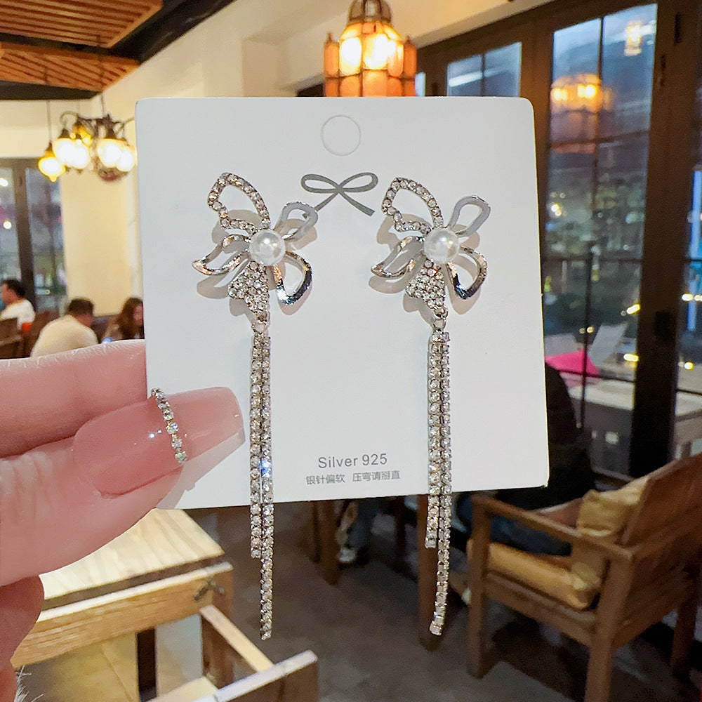Sterling Silver Needle Light Luxury Pearl Earrings - Graceful Personality
