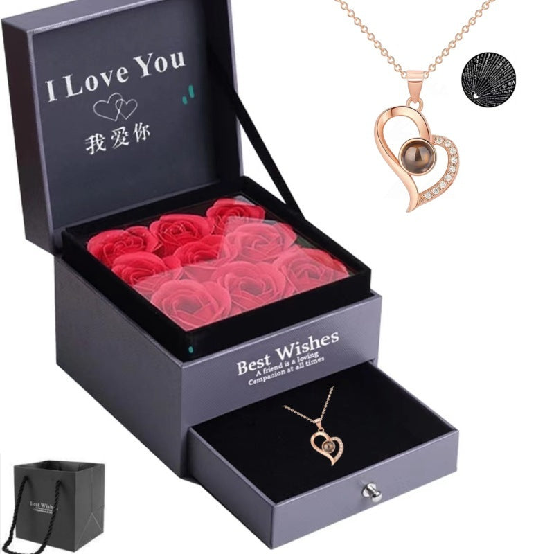 100 Languages "I Love You" Projection Necklace – Heart-Shaped Rose Gold Pendant