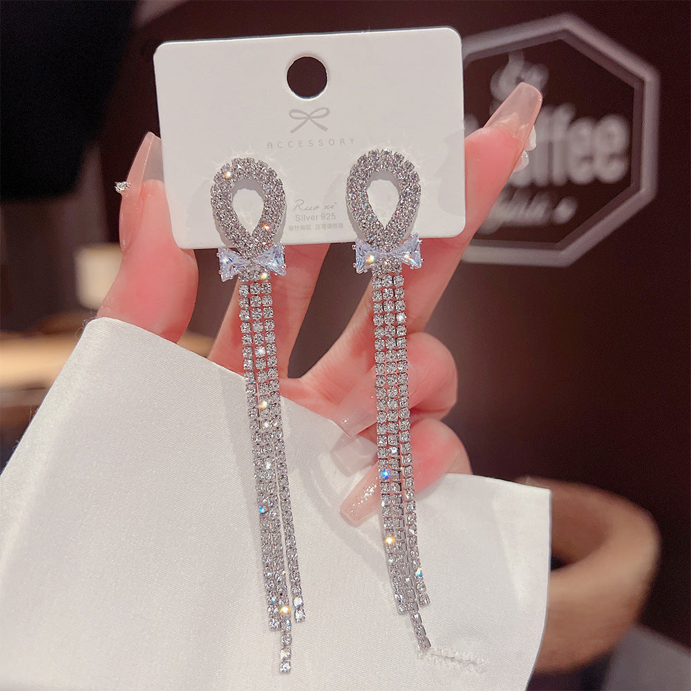 Sterling Silver Needle Light Luxury Pearl Earrings - Graceful Personality