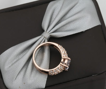 Exquisite High-Grade Zircon Rose Gold Engagement Ring