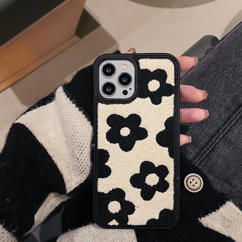 Autumn And Winter Mobile Phone Cases - Plush Flowers Are Suitable For Ladies