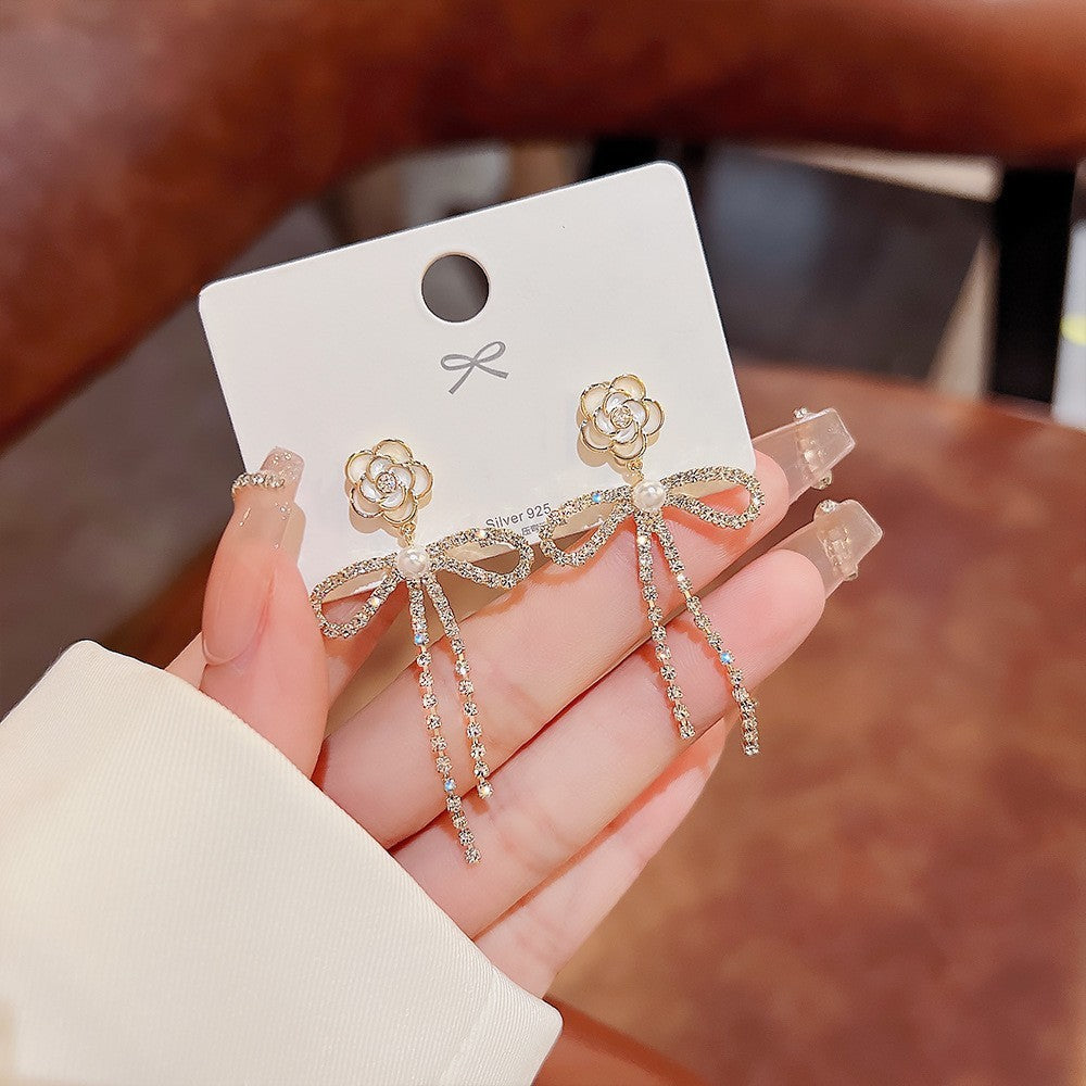 Sterling Silver Needle Light Luxury Pearl Earrings - Graceful Personality
