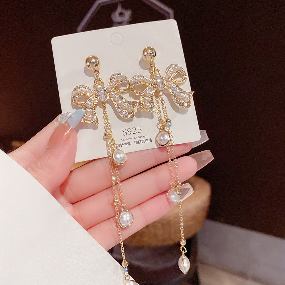 Sterling Silver Needle Light Luxury Pearl Earrings - Graceful Personality